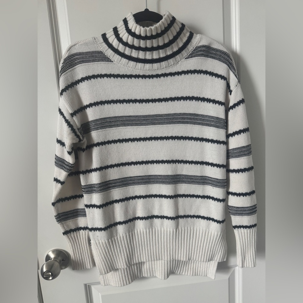 LOFT Black and White Striped Turtleneck Sweater XS